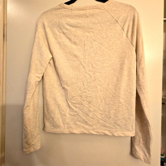 Lounge wear - Picture 2 of 2